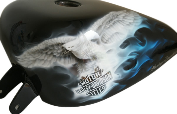 HARLEY DAVIDSON　イーグル　ホワイト＆ブルーフレイムス　　　