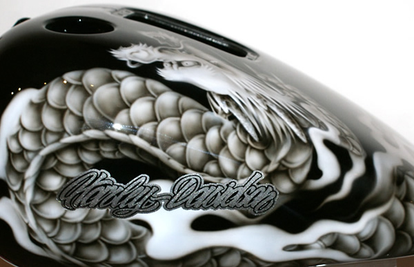 HARLEY DAVIDSON　龍　　
