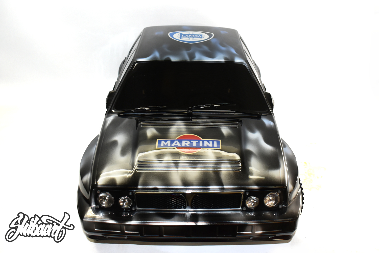 KYOSHO/京商 ランチアデルタ インテグラーレ 16V スケール 1/5 のペイント制作の施工事例2