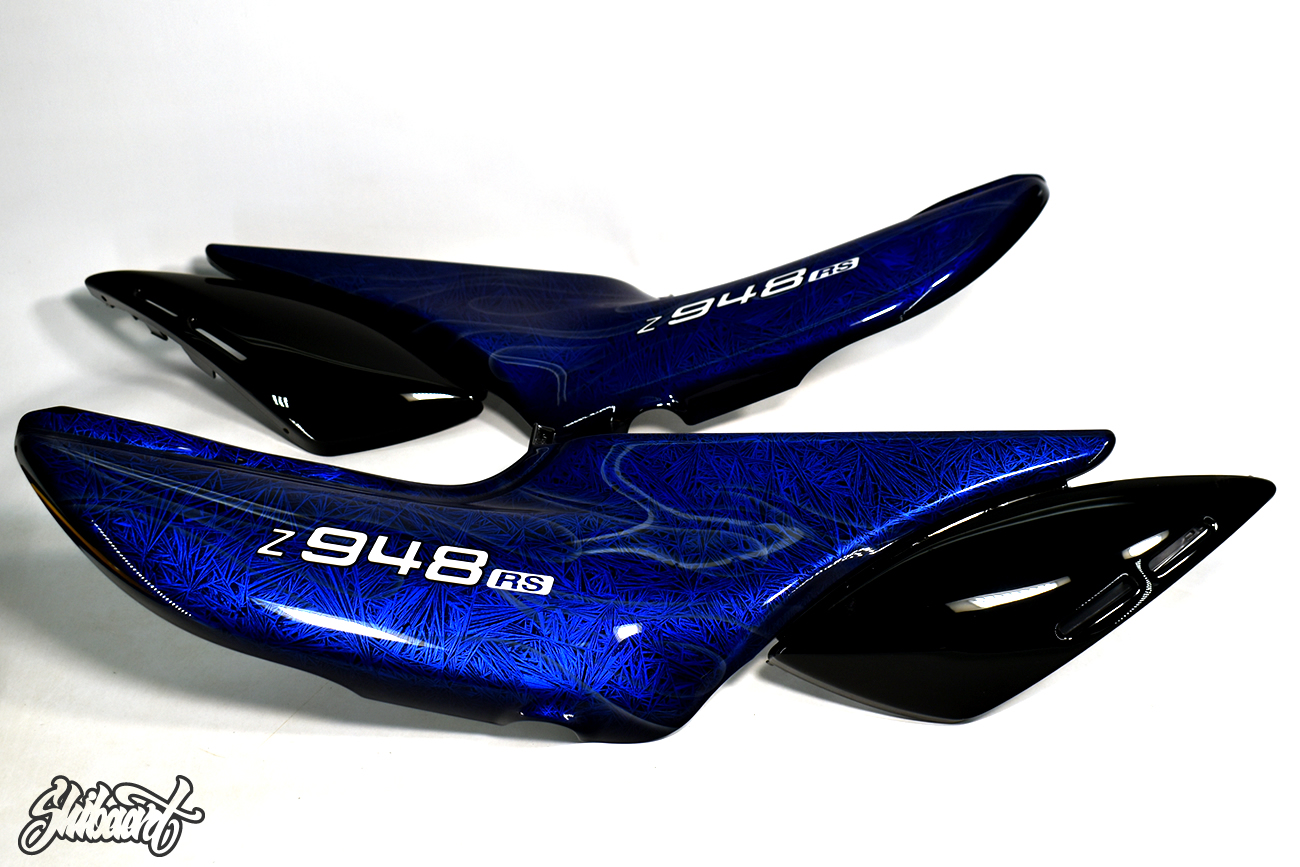 KKAWASAKI Z948RS タイガーカラー仕様  のペイント制作の施工事例4