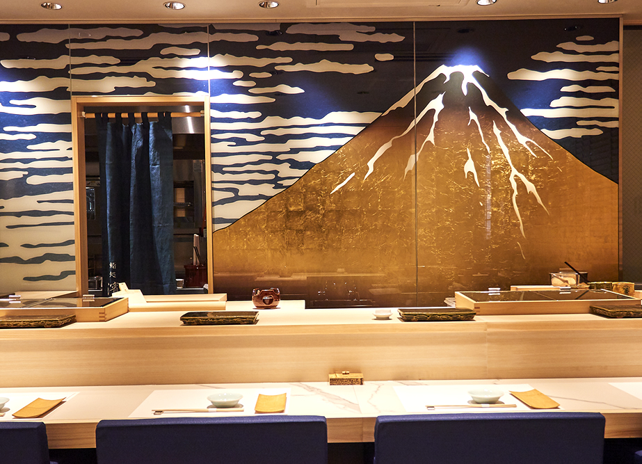 純金箔アートを施した工具ポリッシャー 施工例1