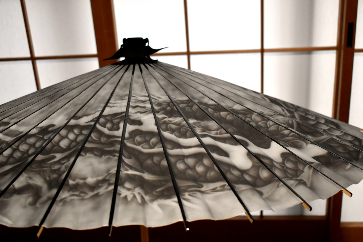 Japanese umbrella 和傘　龍